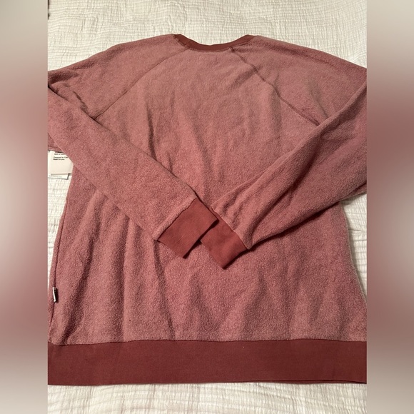 Feat Blanket Blend Crewneck - NWT - Size XL - Picture 4 of 10